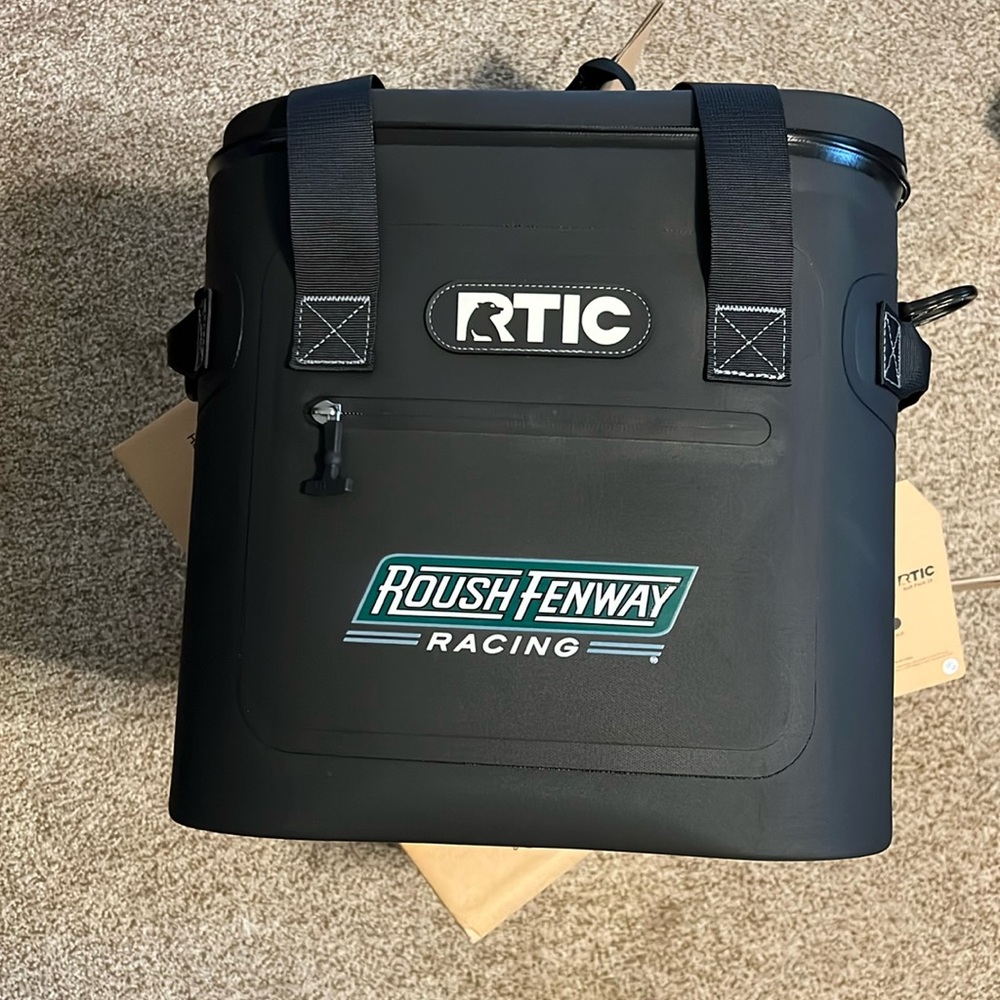 RTIC Soft 20 Pack Cooler NIB